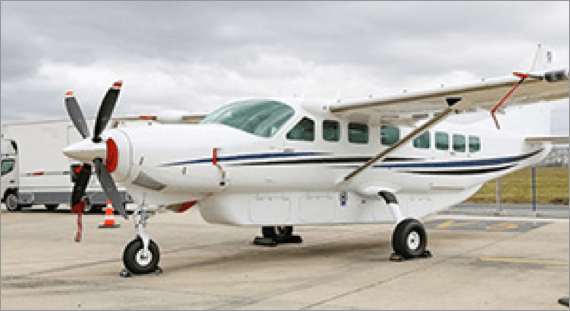 Beach Safari - Flights and Transfers - Banner - Cessna 208 Caravan.WEBP