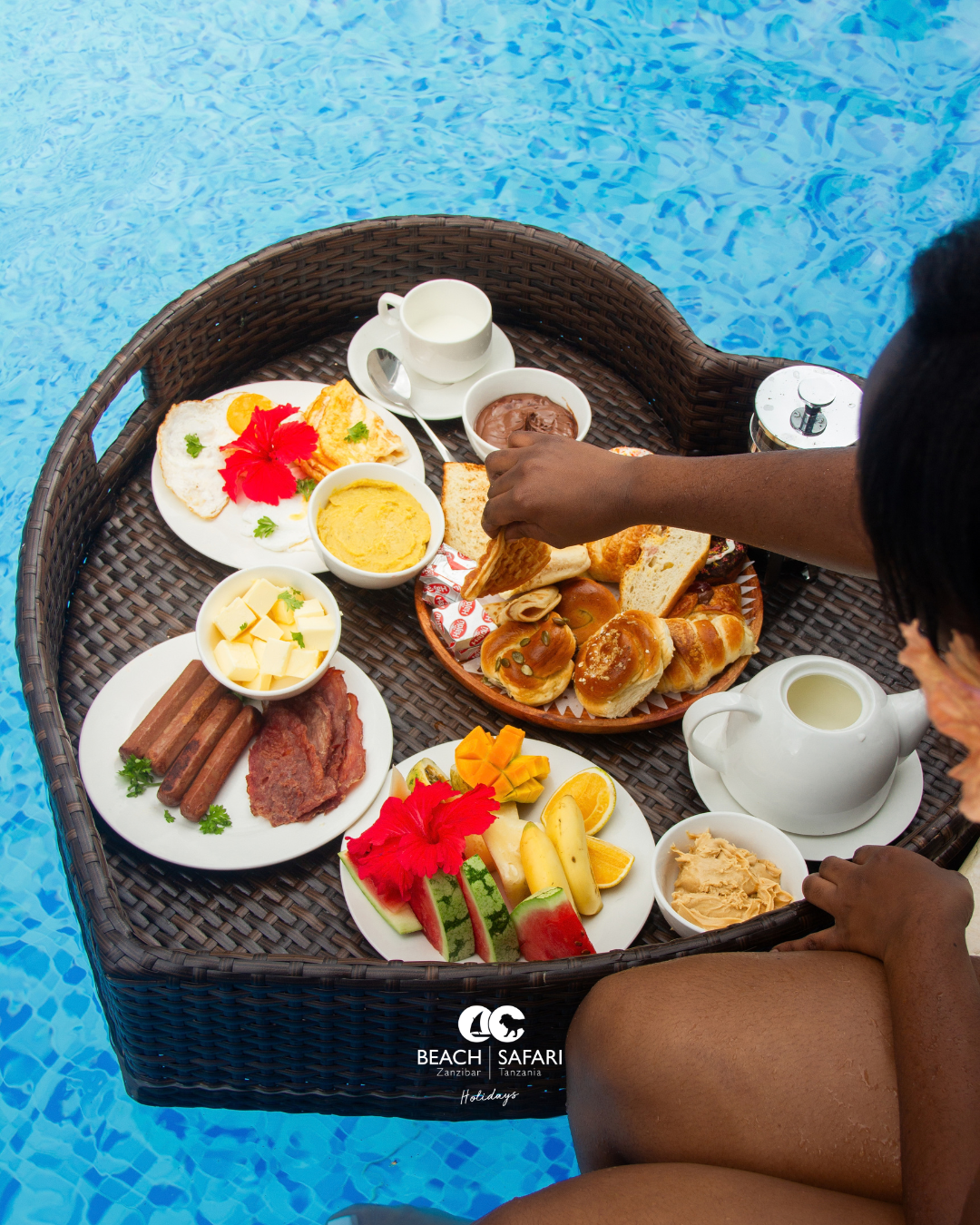 FRAME floating breakfast