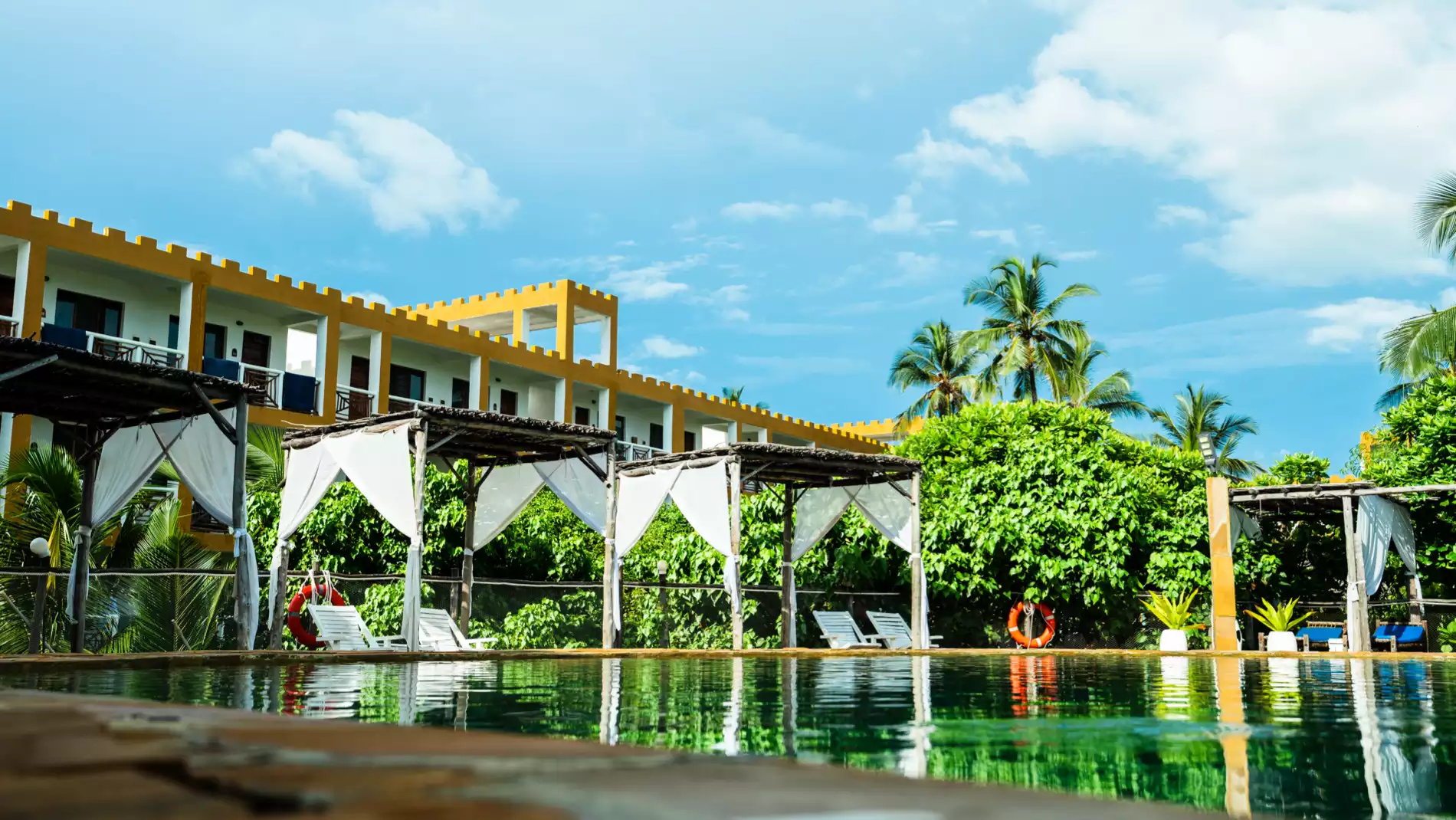 Beach Safari - Accommodation Detail - Reef & Beach Resort - Image Gallery 04